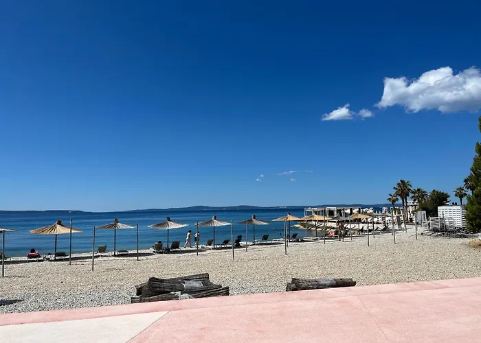Appartement Del Mar Apartment, Two Bedrooms, Beachfront