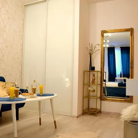 Del Mar Apartment, Two Bedrooms, Beachfront