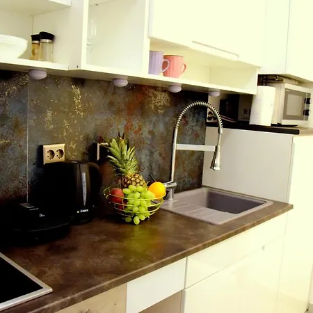 Del Mar Apartment, Two Bedrooms, Beachfront *