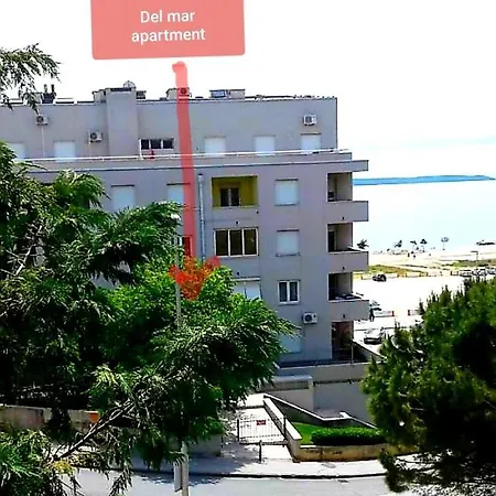 Del Mar 公寓 *