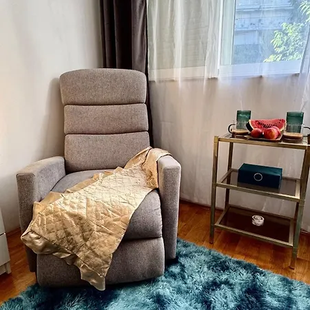 Del Mar Apartment, Two Bedrooms, Beachfront 스플리트